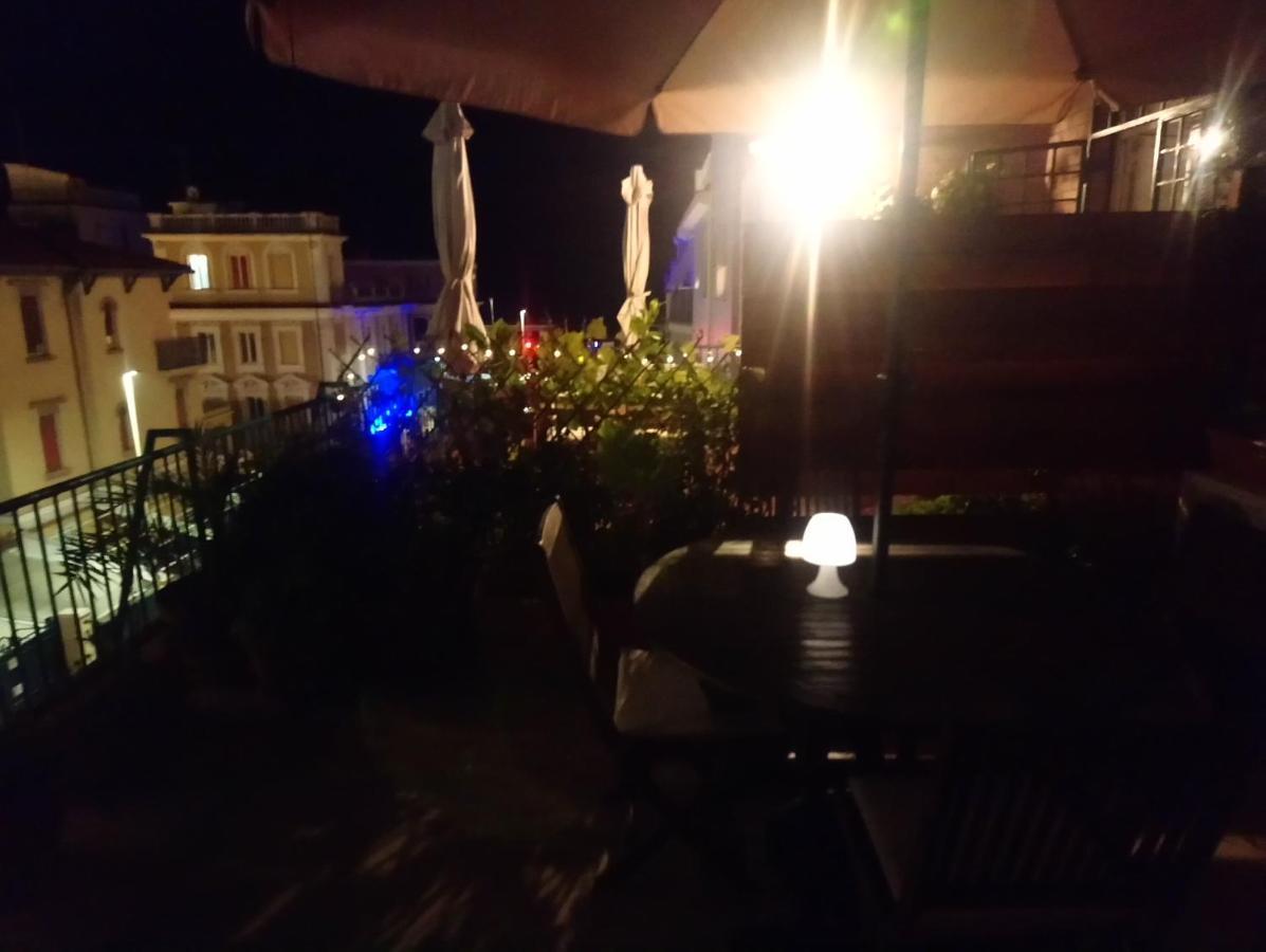 Ostia Bed And Beach Ngoại thất bức ảnh