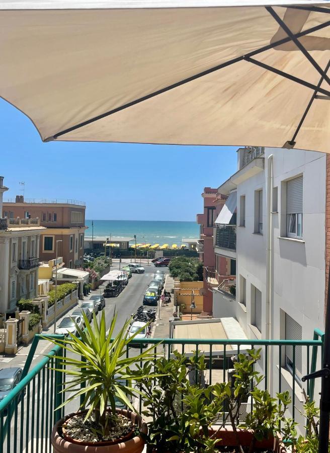 Ostia Bed And Beach Ngoại thất bức ảnh